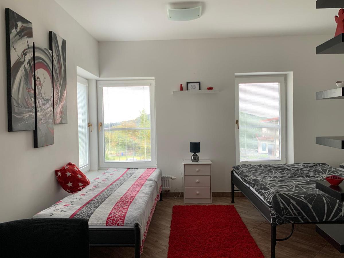 Apartmany Na Rozcesti Lomnice nad Popelkou المظهر الخارجي الصورة