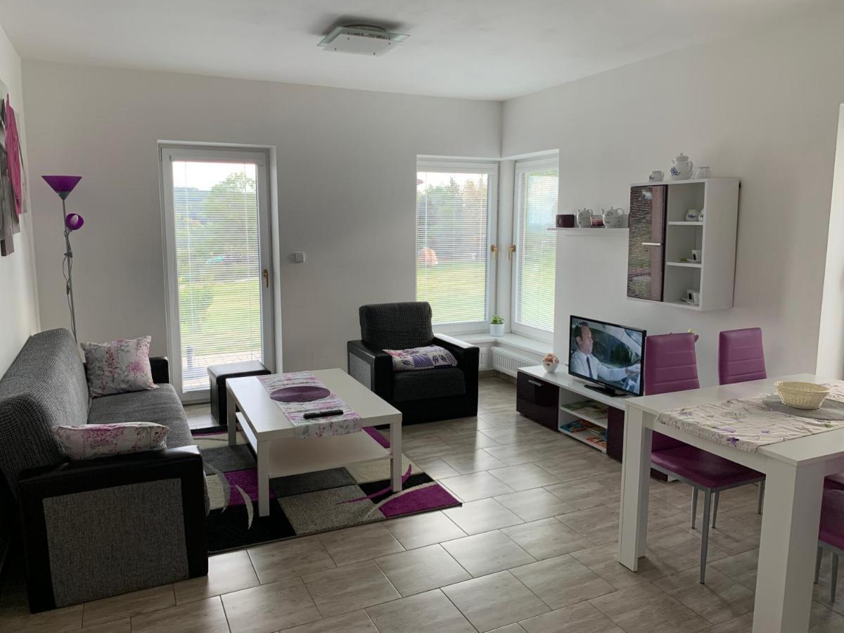 Apartmany Na Rozcesti Lomnice nad Popelkou المظهر الخارجي الصورة